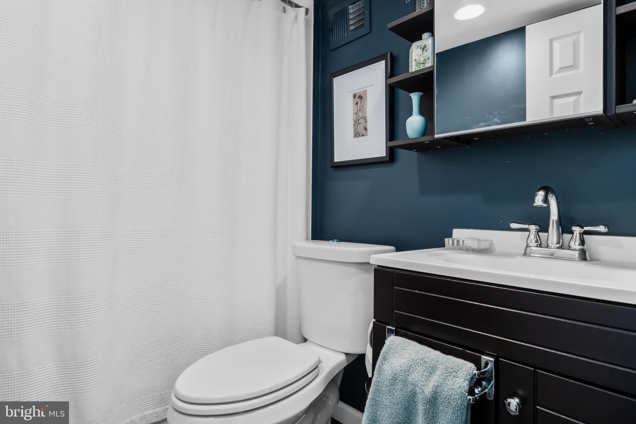 1134 Waverly Street, Unit R3 Philadelphia, PA 19147 - Photo 18 of 55