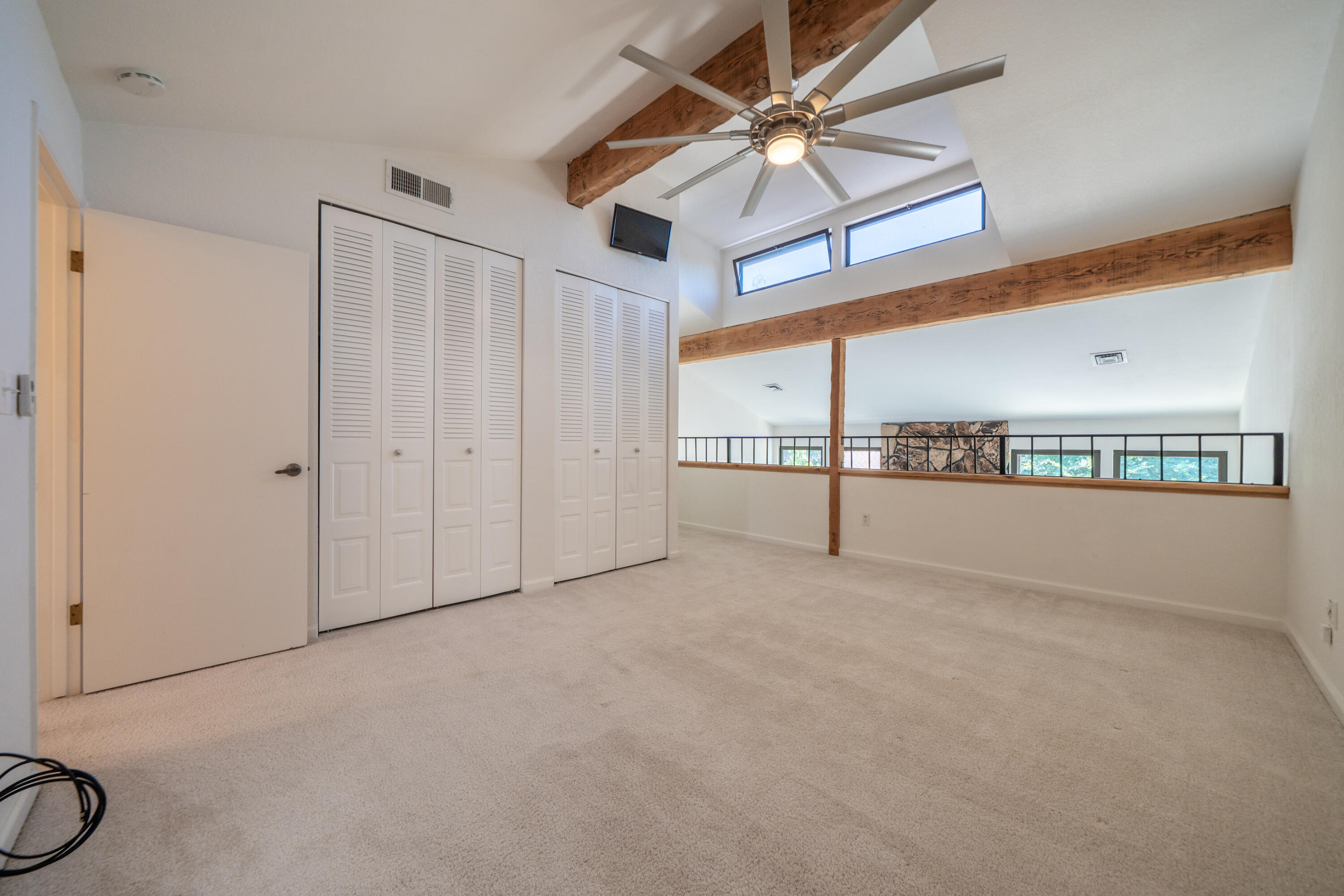 1930 Bechelli Lane Redding, CA 96002 - Photo 25 of 38 Owner's Suite