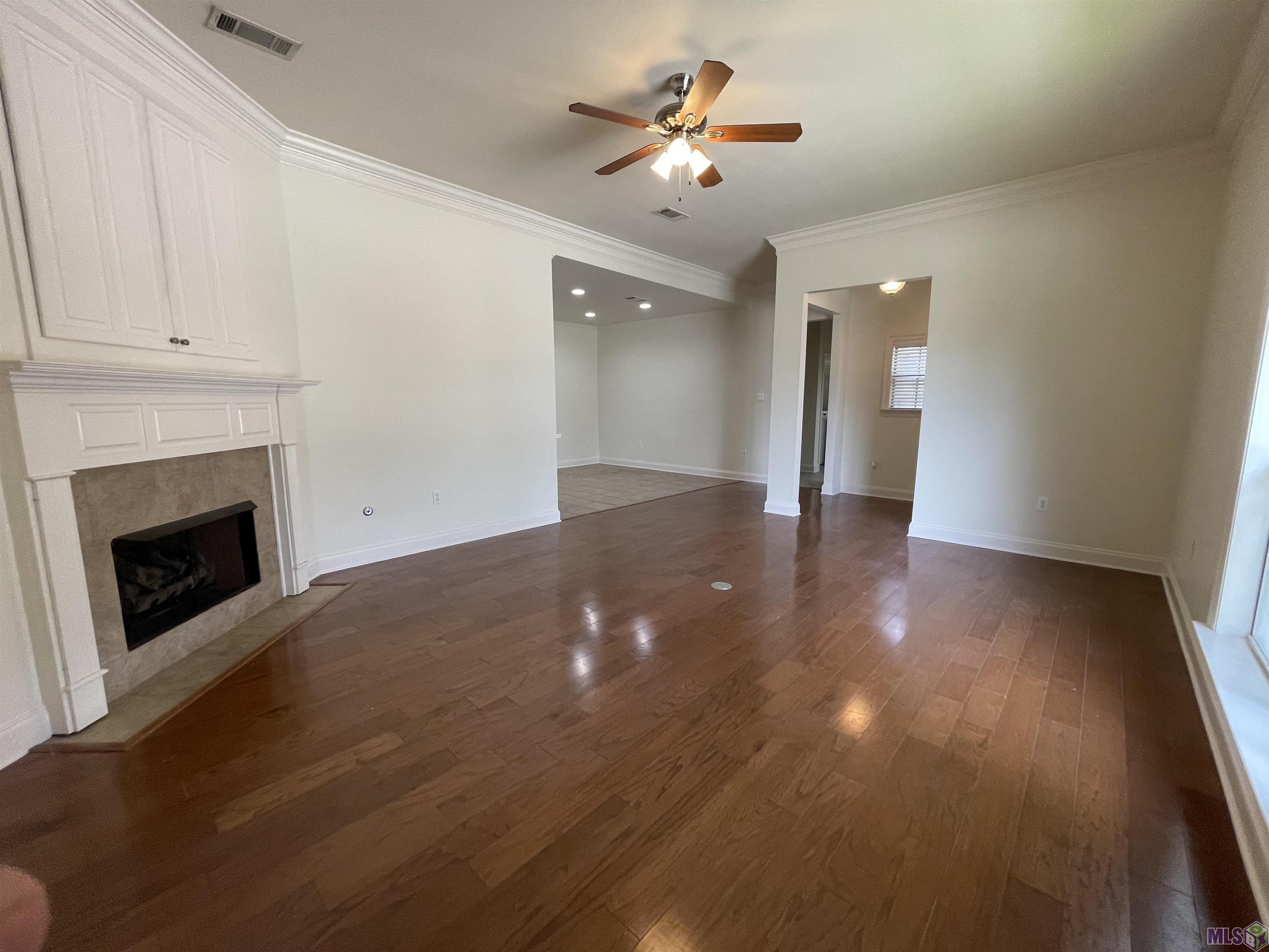 4573 Charleston Villa Drive Baton Rouge, LA 70817 - Photo 3 of 17