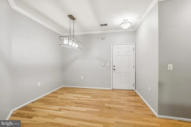 $2,200 | 11800 Old Georgetown Road, Unit 1323, North Bethesda, MD 20852