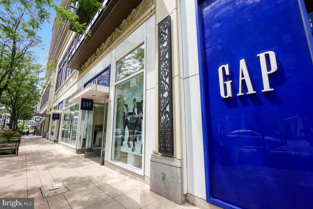 $2,200 | 11800 Old Georgetown Road, Unit 1323, North Bethesda, MD 20852