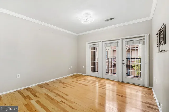 $2,200 | 11800 Old Georgetown Road, Unit 1323, North Bethesda, MD 20852