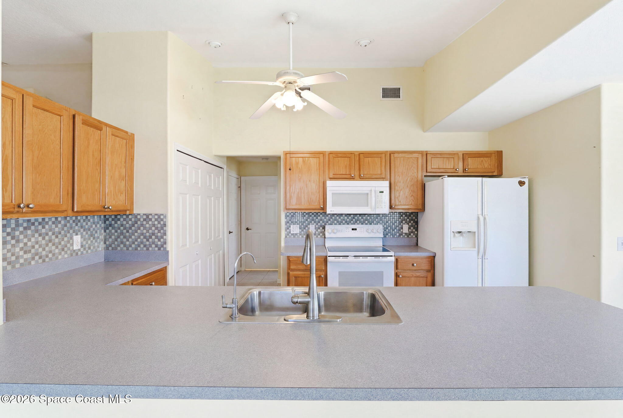 9931 Oak Street Sebastian, FL 32976 - Photo 9 of 41 23-web-or-mls-Little_Hollywood_013