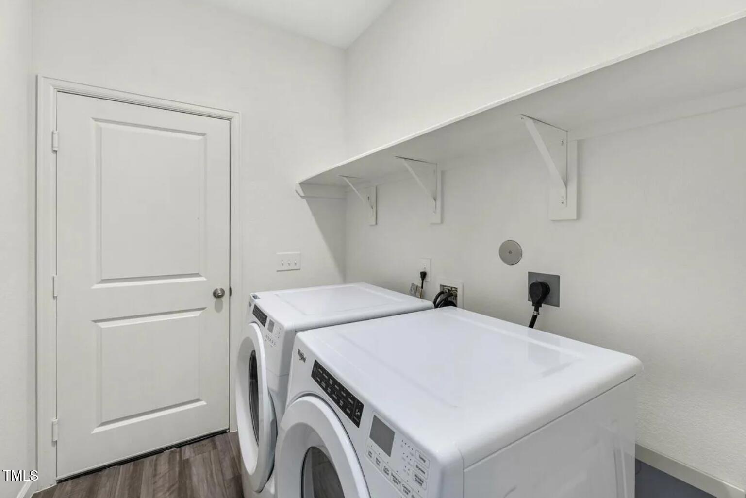 170 Bedstone Way Clayton, NC 27520 - Photo 16 of 22 a utility room with dryer and washer
