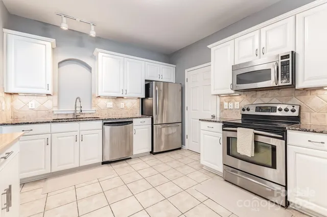 $314,900 | 14857 Santa Lucia Drive, Unit 3309, Charlotte, NC 28277