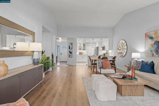 $599,000 | 2 Donegal Way, Martinez, CA 94553