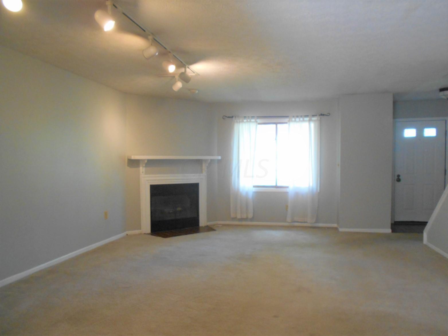 5249 Ruthton Road, Unit 64 Columbus, OH 43220 - Photo 6 of 28 Gallery Image 6