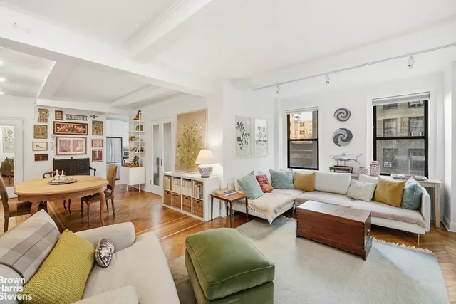 $1,100,000 | 124 West 93rd Street, Unit 5C | Upper West Side