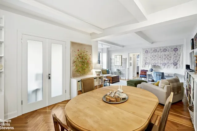 $1,100,000 | 124 West 93rd Street, Unit 5C | Upper West Side
