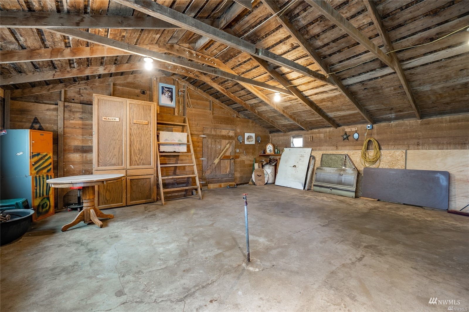 356 East Pole Road Lynden, WA 98264 - Photo 29 of 40 a view of a room with wooden racks