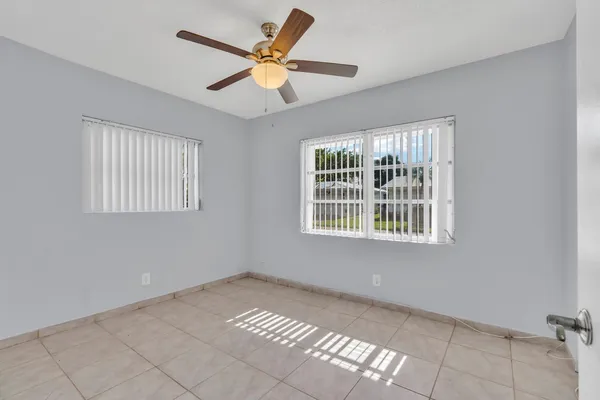 $310,999 | 7115 Northwest 73rd Street, Tamarac, FL 33321