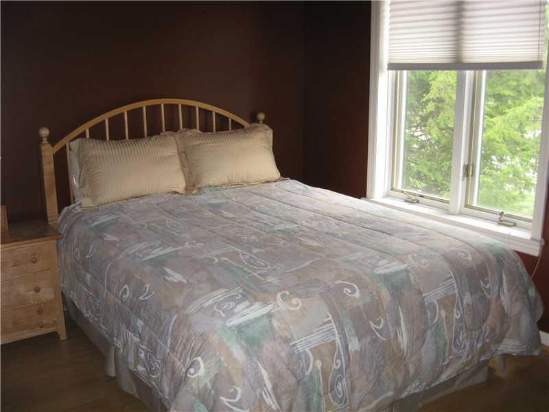 172 Shadow Ridge Drive Pittsburgh, PA 15238 - Photo 13 of 21 Bedroom. THIRD BEDROOM