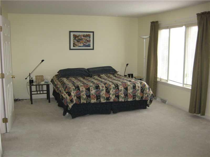 172 Shadow Ridge Drive Pittsburgh, PA 15238 - Photo 15 of 21 Master Bedroom. VERY LARGE - 13X21