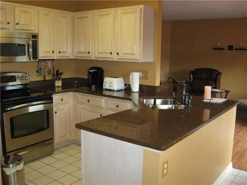 172 Shadow Ridge Drive Pittsburgh, PA 15238 - Photo 7 of 21 Kitchen. GRANITE AND STAINLESS