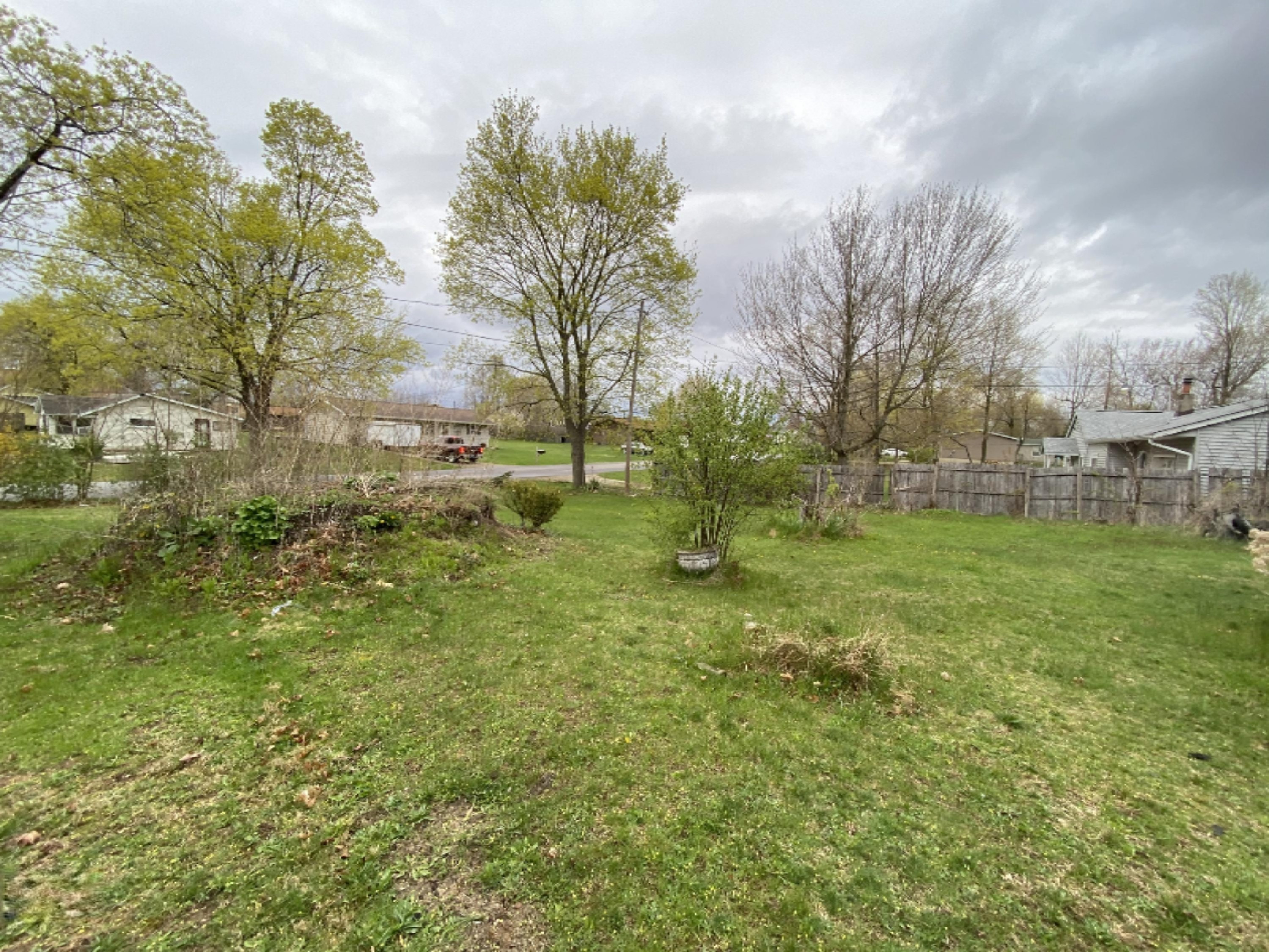 209 Herman Road Battle Creek, MI 49014 - Photo 4 of 5 B3DF6012-04A3-43BE-AE2B-9B8BE645232C
