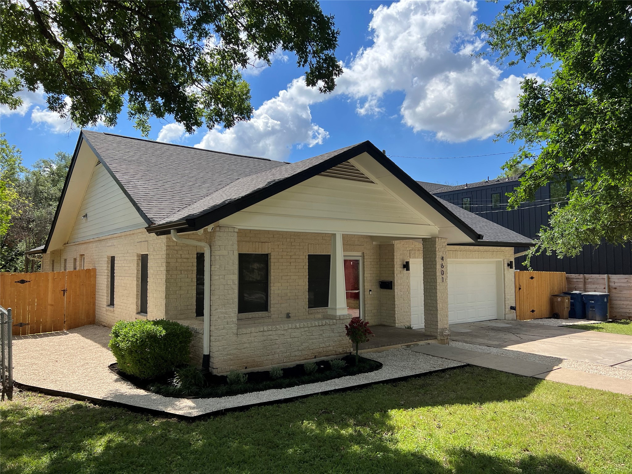 4601 Eilers Avenue Austin, TX 78751 - Photo 3 of 32