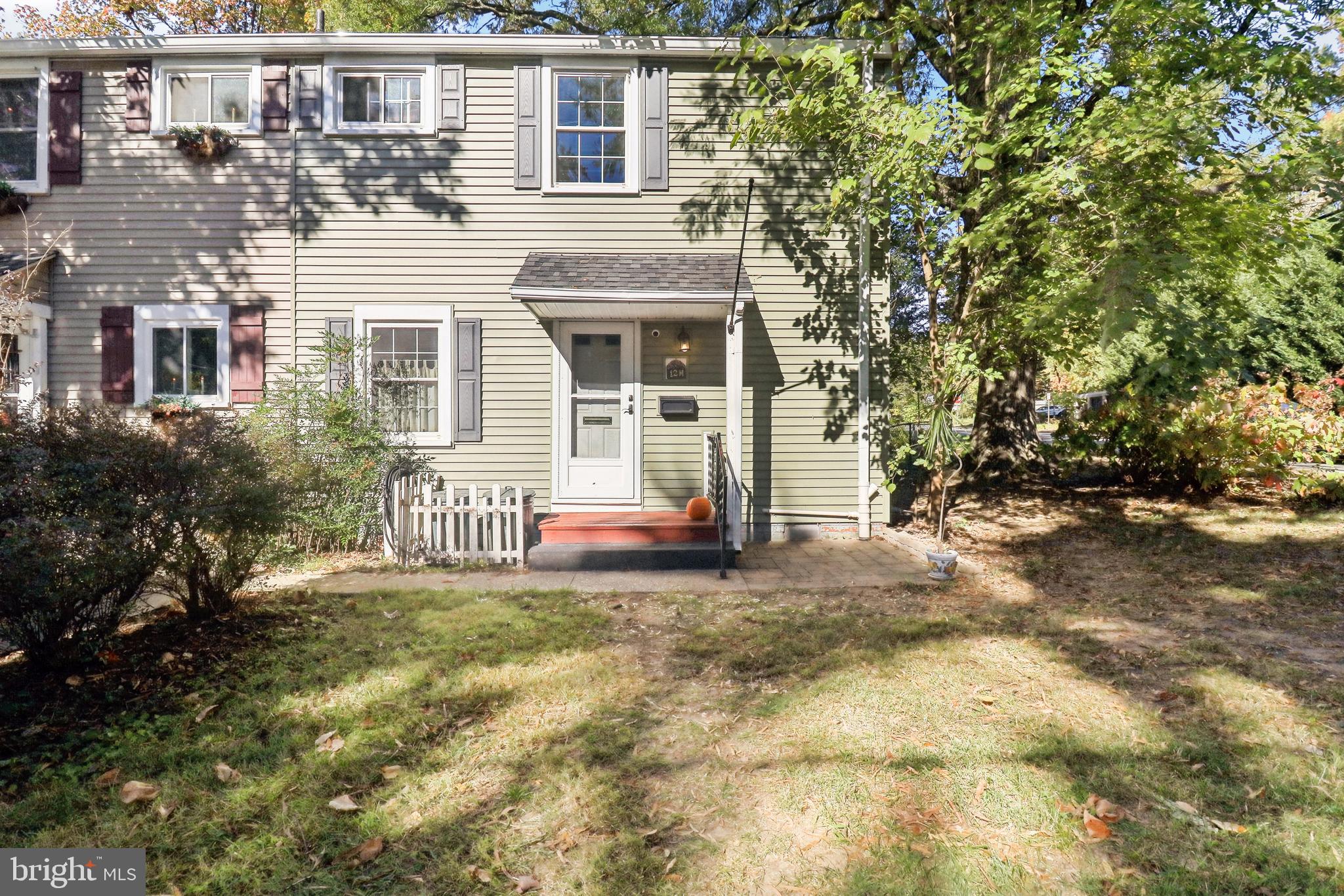 12 Ridge Road, Unit M Greenbelt, MD 20770 - Photo 1 of 38 Welcome to 12 Ridge Rd #M!