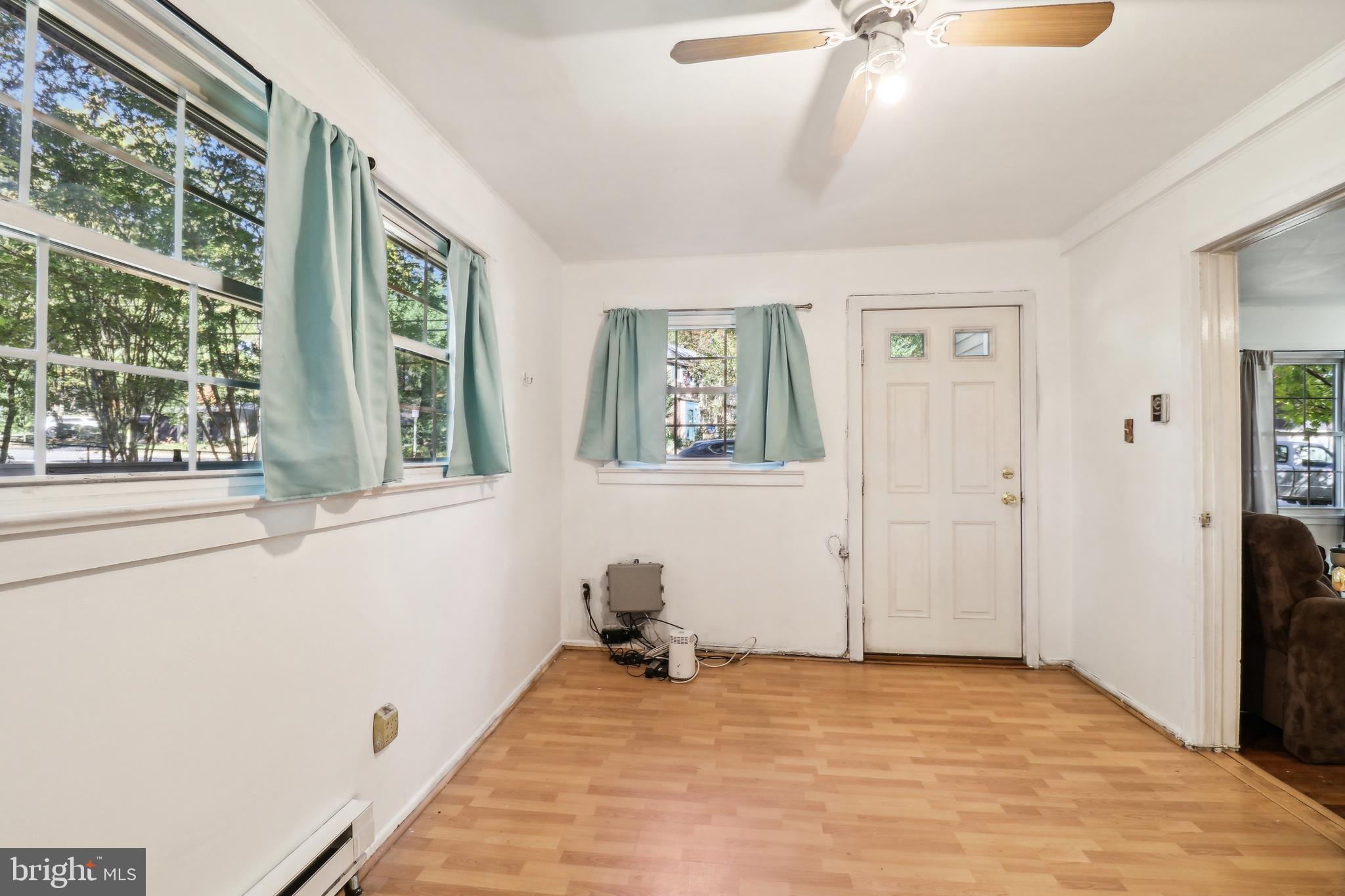 12 Ridge Road, Unit M Greenbelt, MD 20770 - Photo 21 of 38 Den