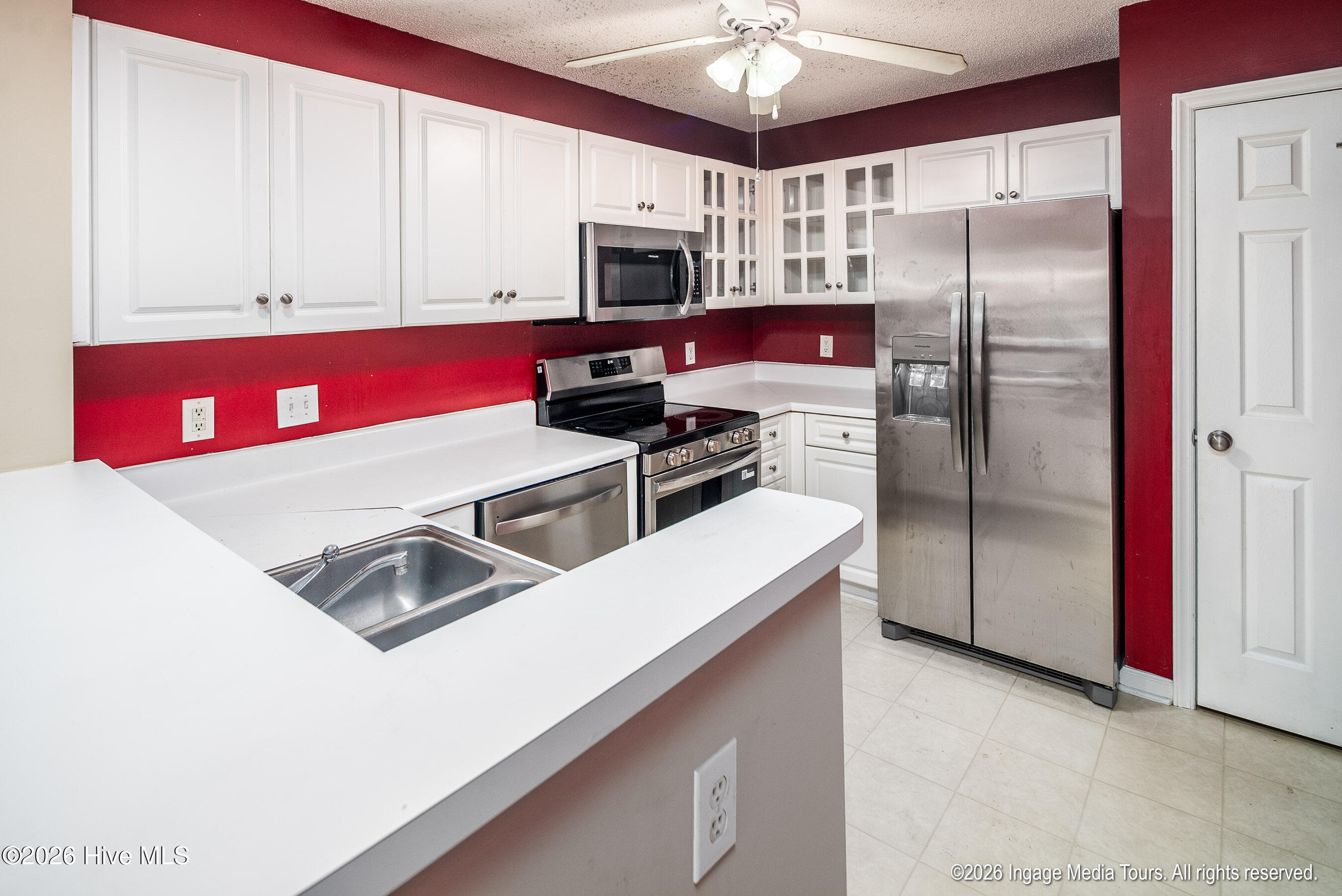515 Spring Forest Road, Unit E Greenville, NC 27834 - Photo 14 of 27 20260520 MLS C_Barber Pickups-SCREEN-4