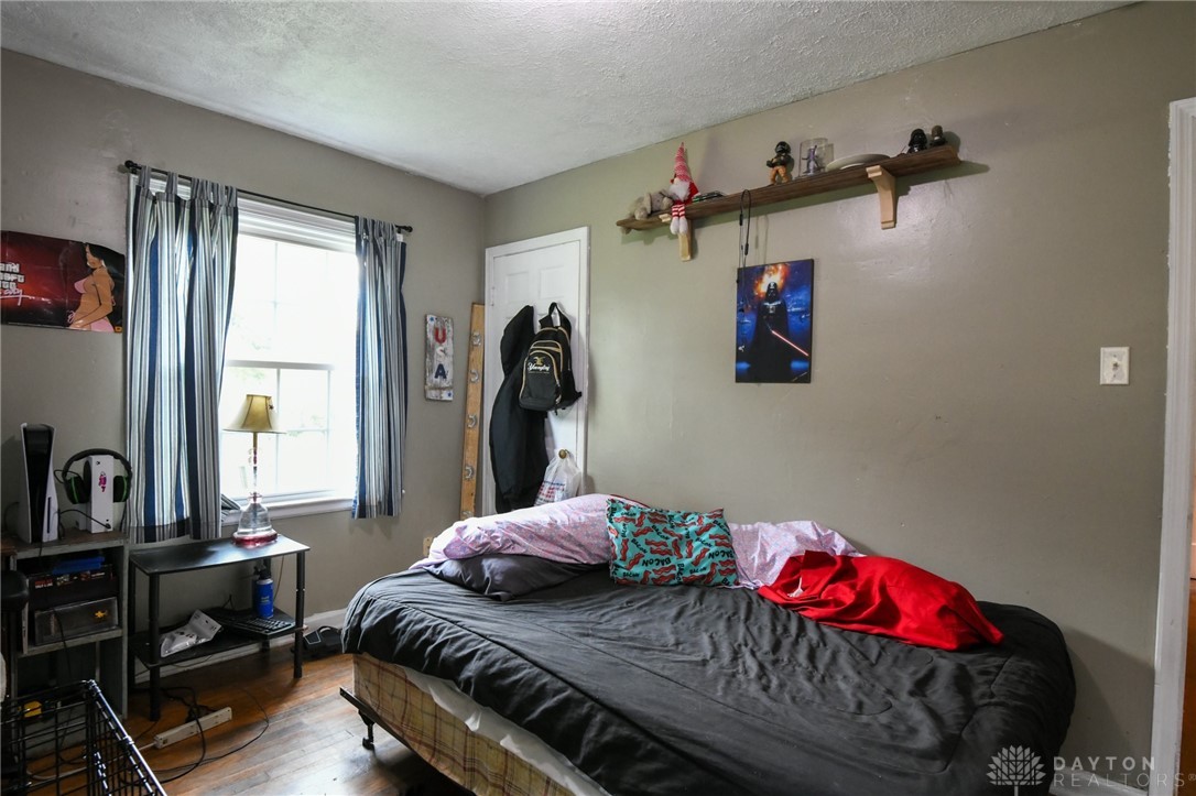2943 Robin Road Dayton, OH 45409 - Photo 18 of 39