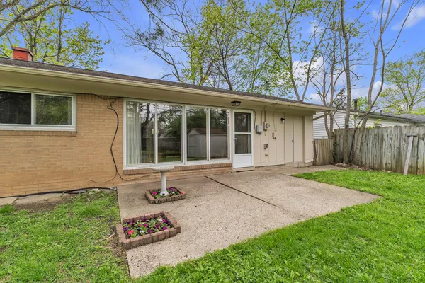 $325,000 | 1114 North Maple Road, Ann Arbor, MI 48103