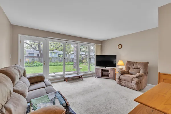 $325,000 | 1114 North Maple Road, Ann Arbor, MI 48103