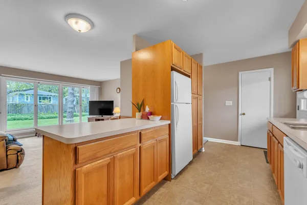 $325,000 | 1114 North Maple Road, Ann Arbor, MI 48103