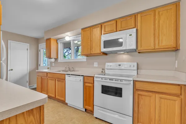$325,000 | 1114 North Maple Road, Ann Arbor, MI 48103