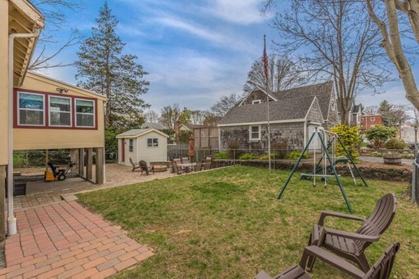 17 Fairview Road Stoneham, MA 02180 - Photo 4 of 29 Gallery Image 4