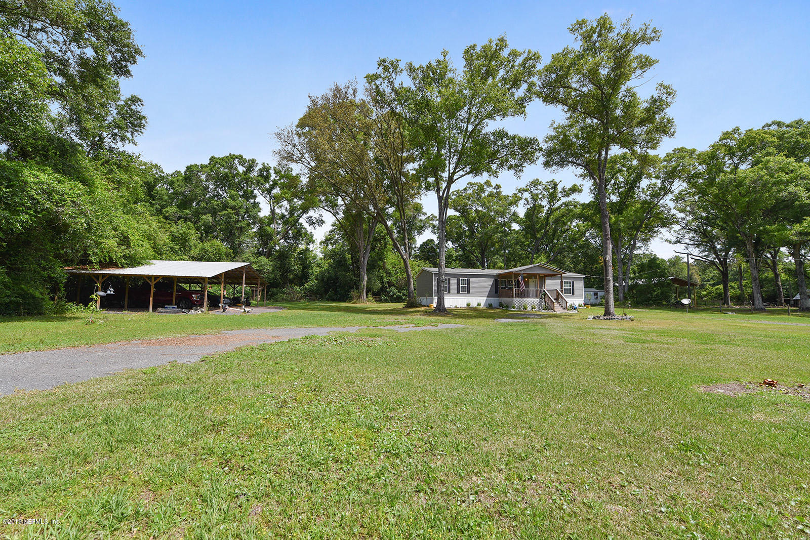 6215 C W Webb Road Macclenny, FL 32063 - Photo 4 of 26 004_1600x1067_mls_1600x1067