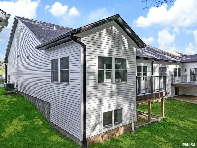 $499,900 | 1319 Heights Court, Bettendorf, IA 52722