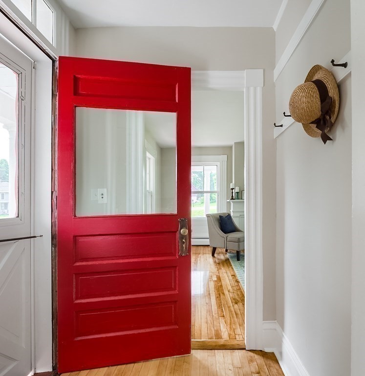 210 Main Street Rutland, MA 01543 - Photo 13 of 34