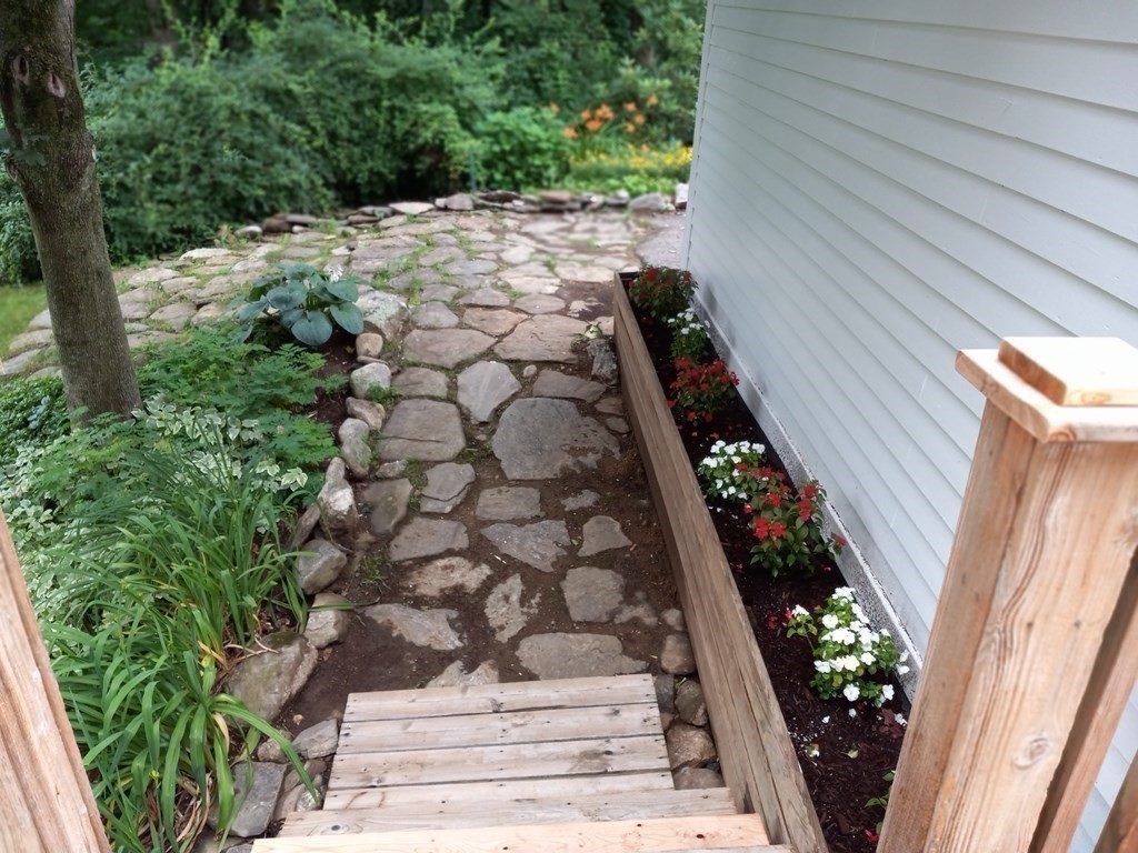 210 Main Street Rutland, MA 01543 - Photo 31 of 34