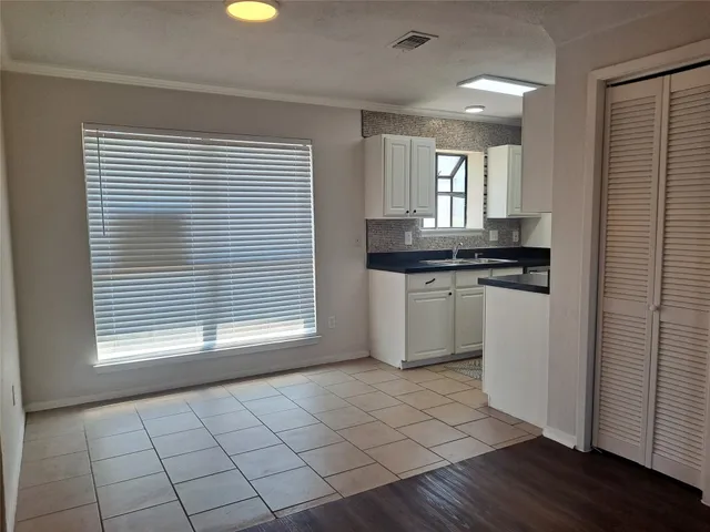 $179,900 | 2018 West Rundberg Lane, Unit 9B, Austin, TX 78758