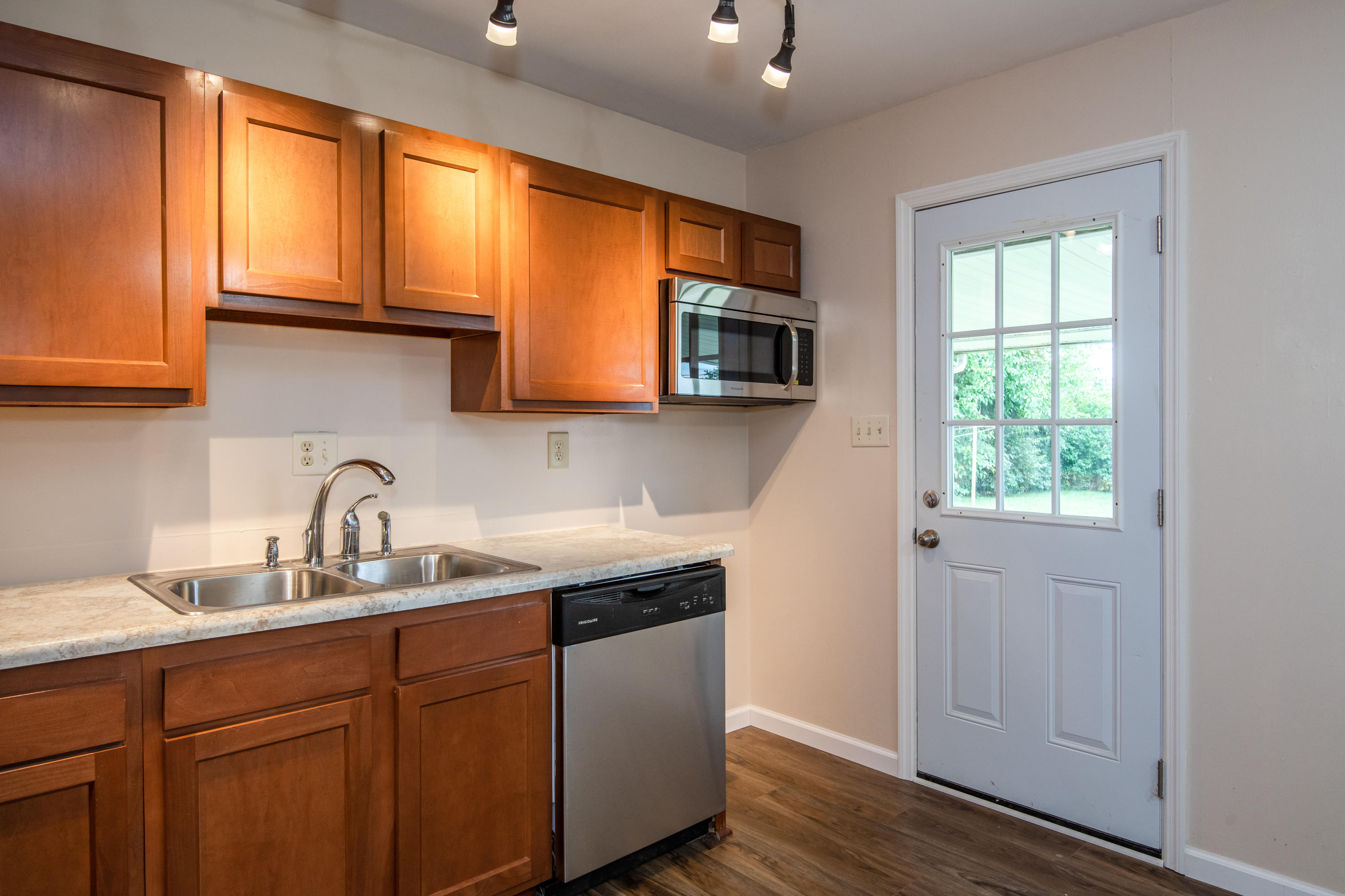 131 West Dayton-Yellow Springs Road Fairborn, OH 45324 - Photo 14 of 33