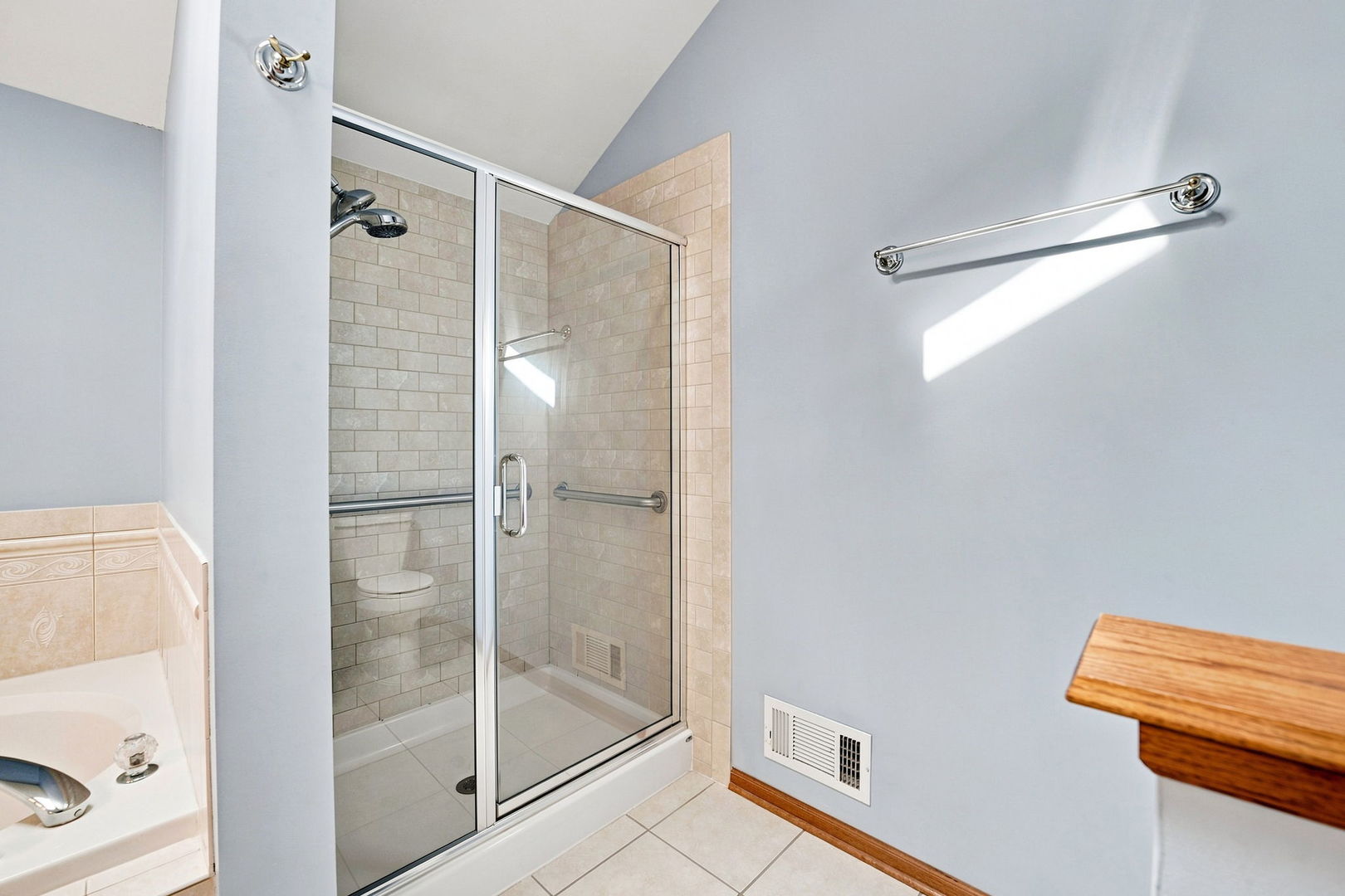 529 North Raven Road Shorewood, IL 60404 - Photo 12 of 22 Gallery Image 12