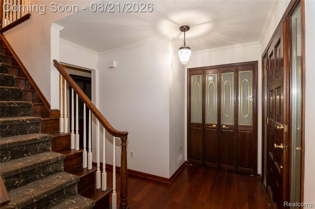 19177 Meridian Road Grosse Ile, MI 48138 - Photo 4 of 44 Gallery Image 4