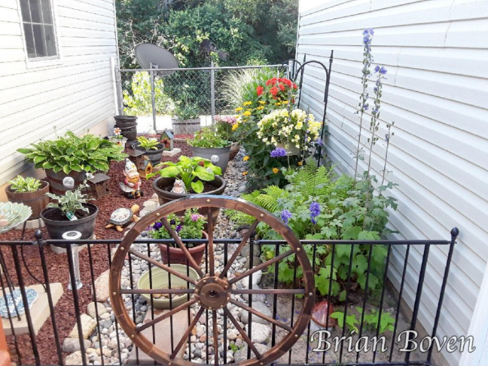 728 South Bellamy Road Ionia, MI 48846 - Photo 2 of 37 11-2