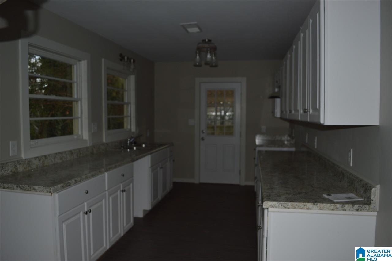445 Wedgeworth Road Birmingham, AL 35215 - Photo 4 of 10