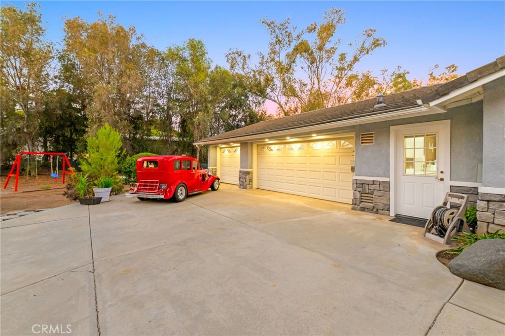 3048 Jason Road Fallbrook, CA 92028 - Photo 4 of 75 Digitally enhanced to show potential