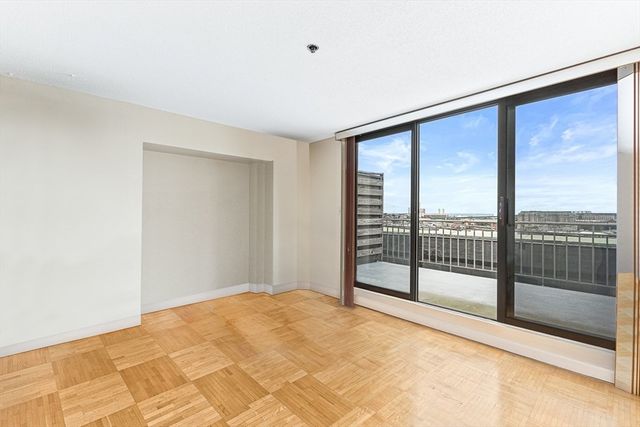 $745,000 | 357 Commercial Street, Unit 808, Boston, MA 02109