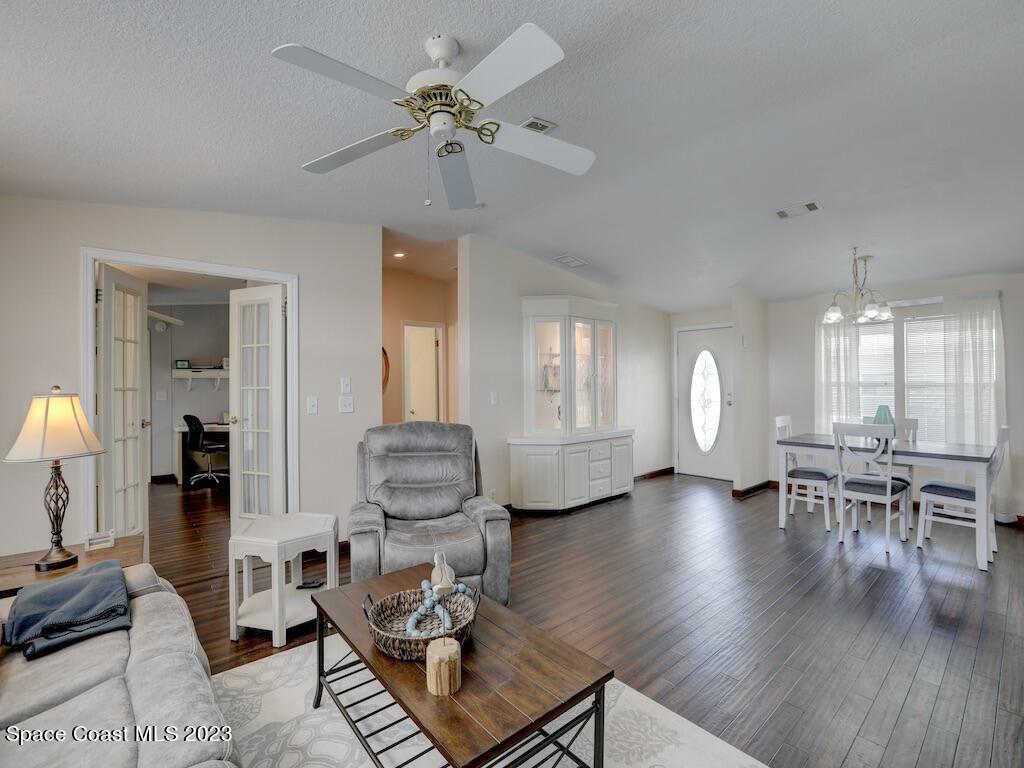 1061 Sebastian Road Barefoot Bay, FL 32976 - Photo 9 of 30 9 E5jpg