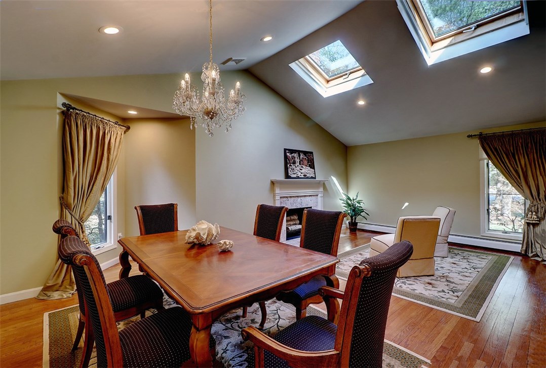 477 New Meadow Road Barrington, RI 02806 - Photo 7 of 37