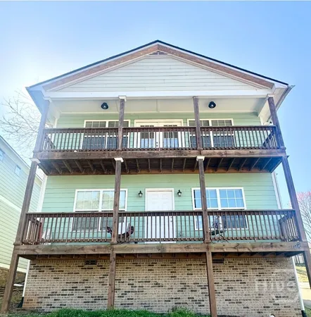 $2,100 | 194 Strickland Avenue, Athens, GA 30601