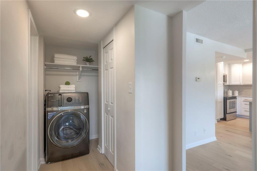 4545 Wornall Road, Unit 1009 Kansas City, MO 64111 - Photo 14 of 26
