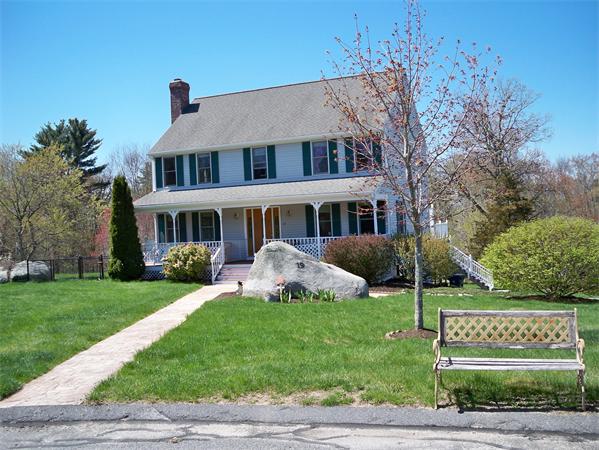 19 Big Rock Road Uxbridge, MA 01569 - Photo 1 of 20 Gallery Image 1