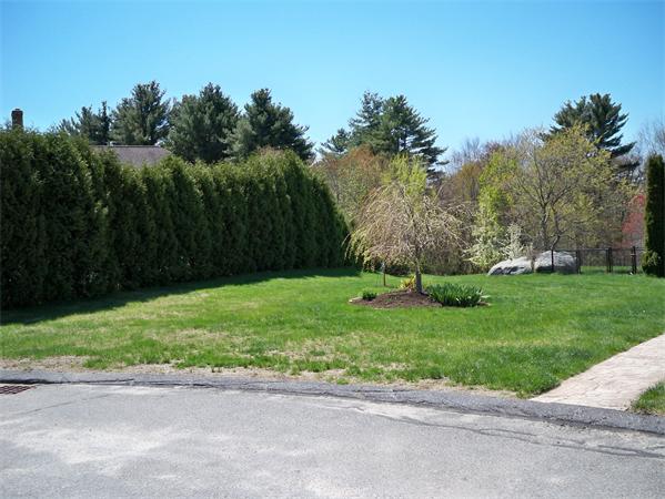 19 Big Rock Road Uxbridge, MA 01569 - Photo 4 of 20 Gallery Image 4