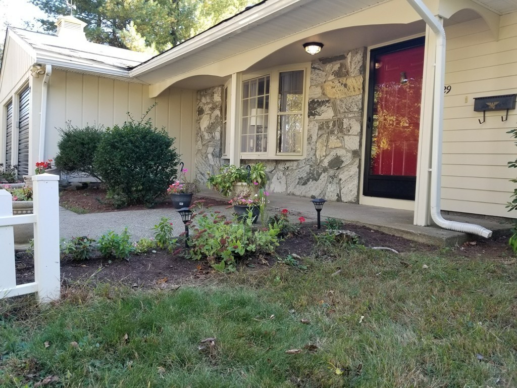 29 Cornell Road Danvers, MA 01923 - Photo 3 of 21 Gallery Image 3