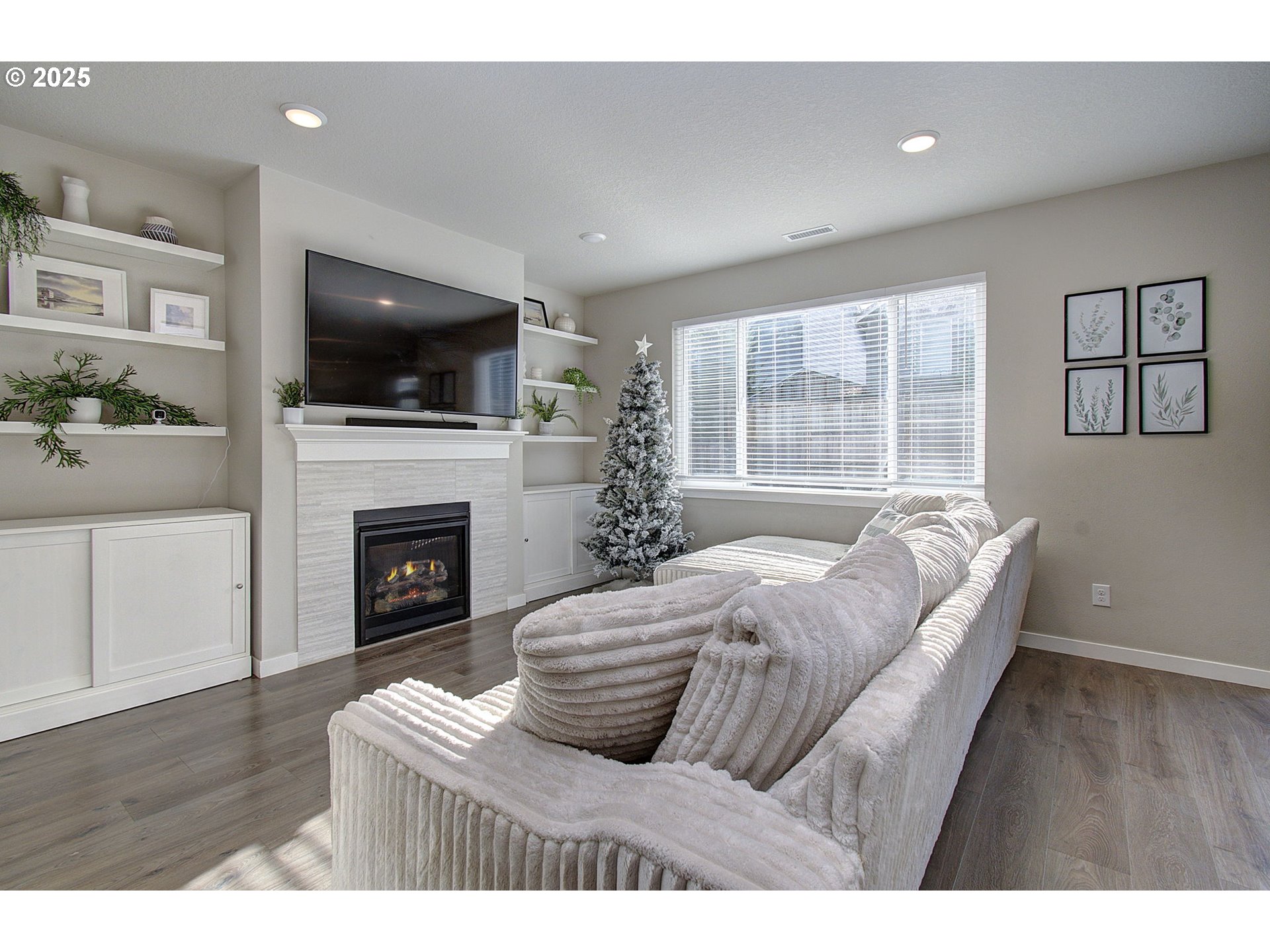 1709 Northeast 172nd Street Ridgefield, WA 98642 - Photo 3 of 27