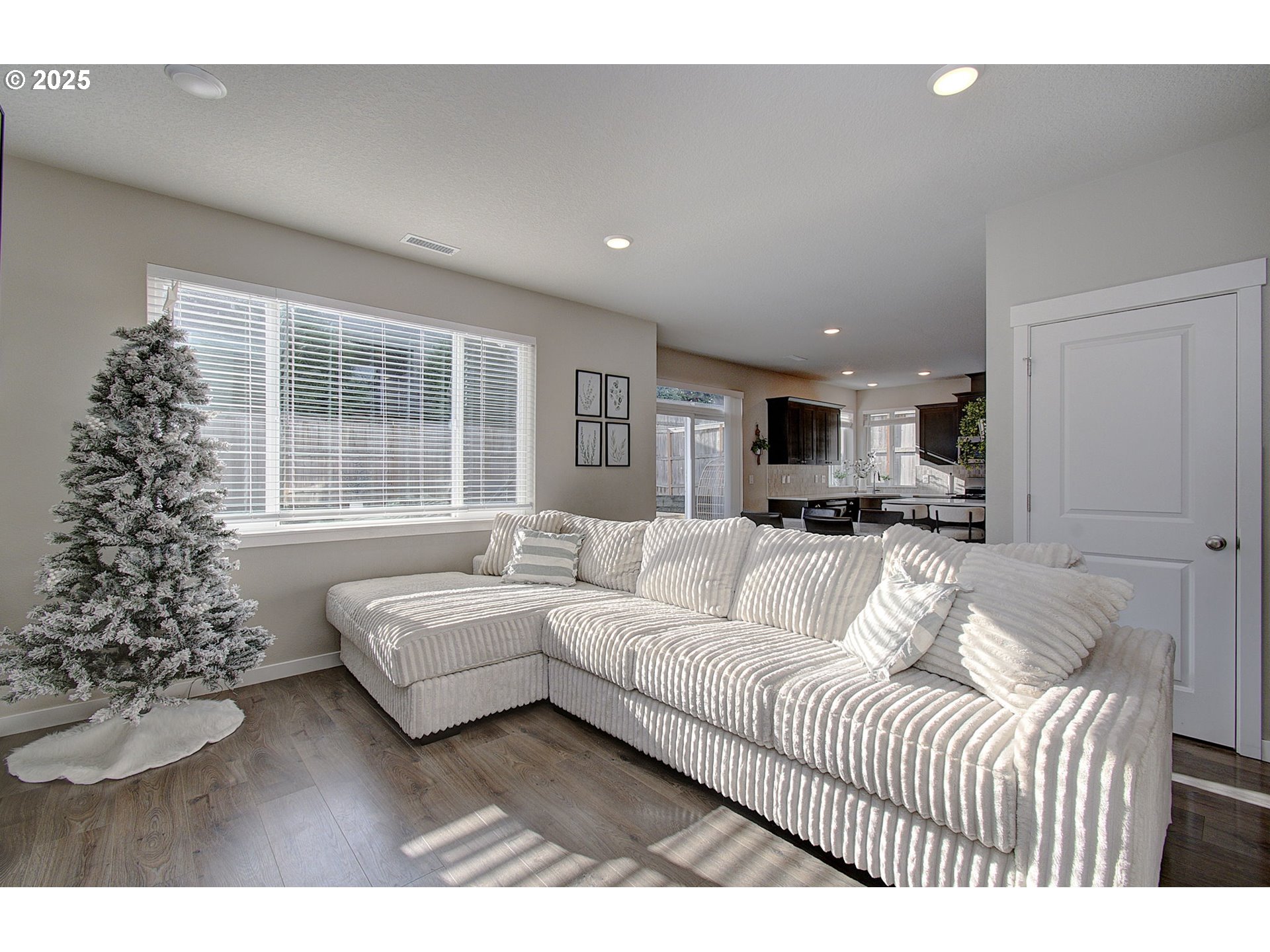 1709 Northeast 172nd Street Ridgefield, WA 98642 - Photo 4 of 27